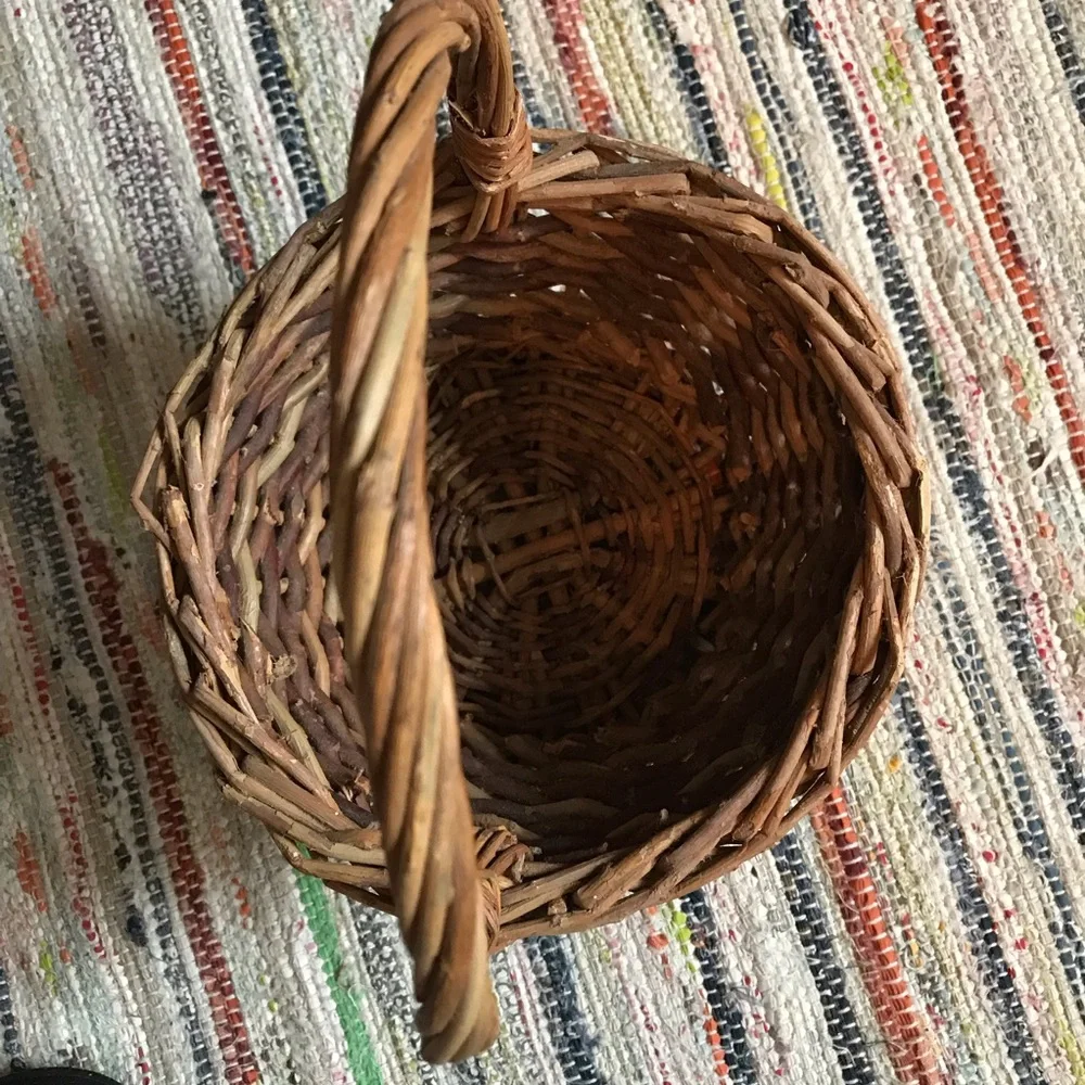 Woven Willow Round Basket